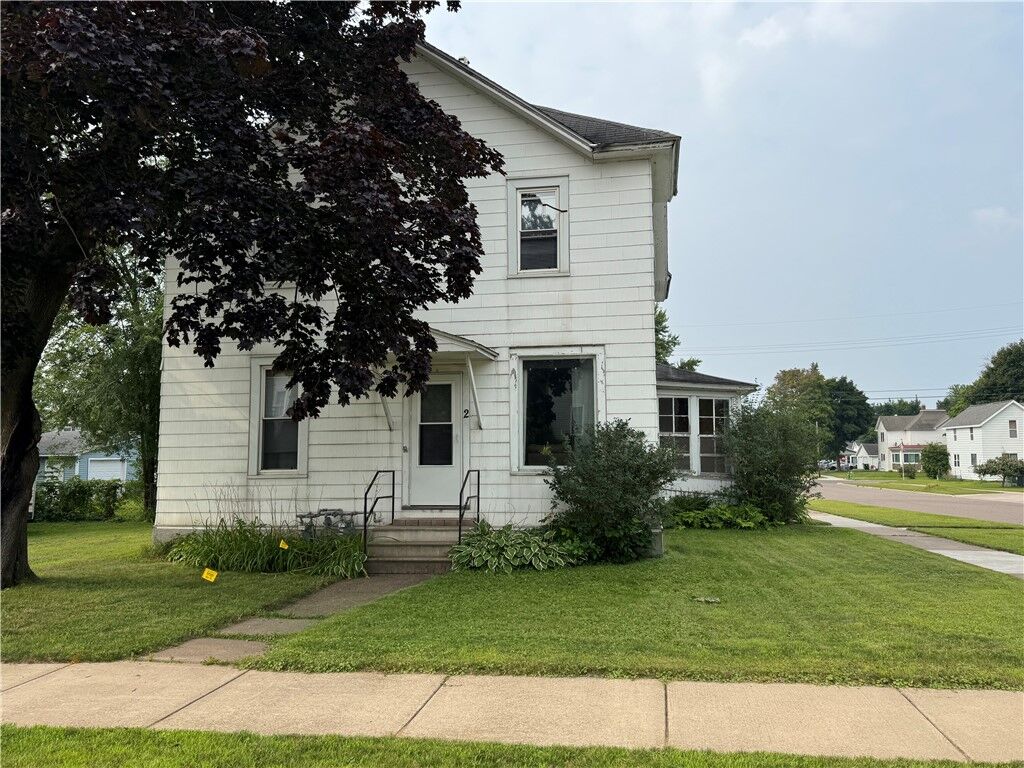 Property Photo: 2 S Rural Street 2 WI 54729