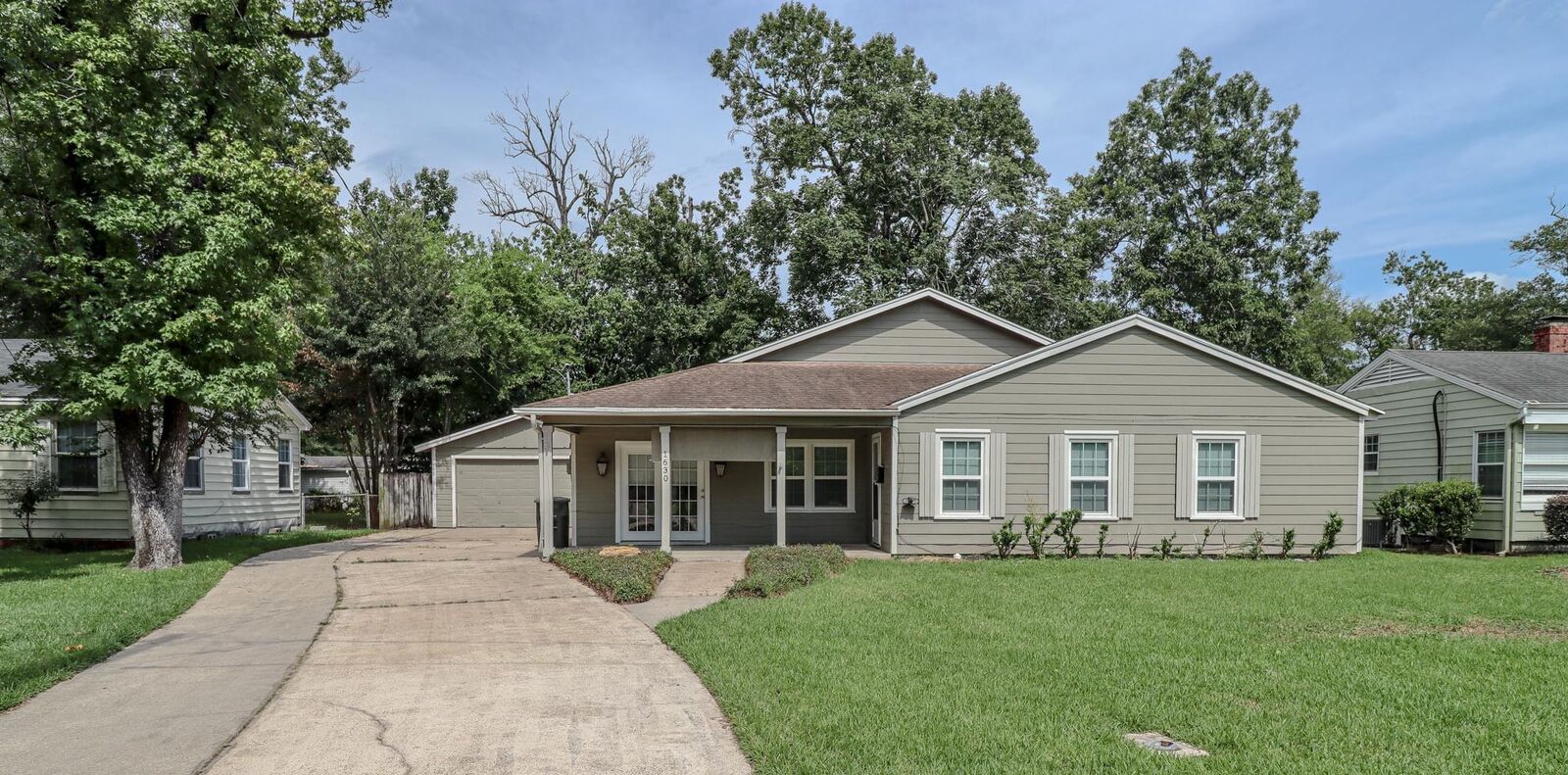Property Photo: 1630 Central Dr. TX 77706