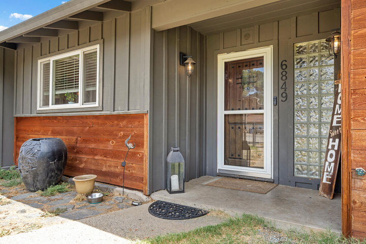 Property Photo: 6849 W Waverly Avenue CA 96001