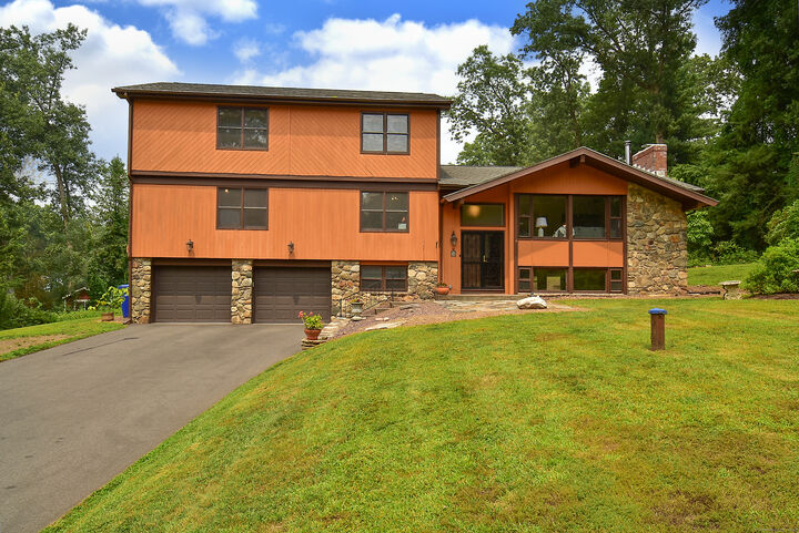Property Photo: 3 Standish Road CT 06029