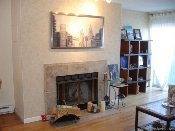 Property Photo: 90 Kane Street Apt D10 CT 06119