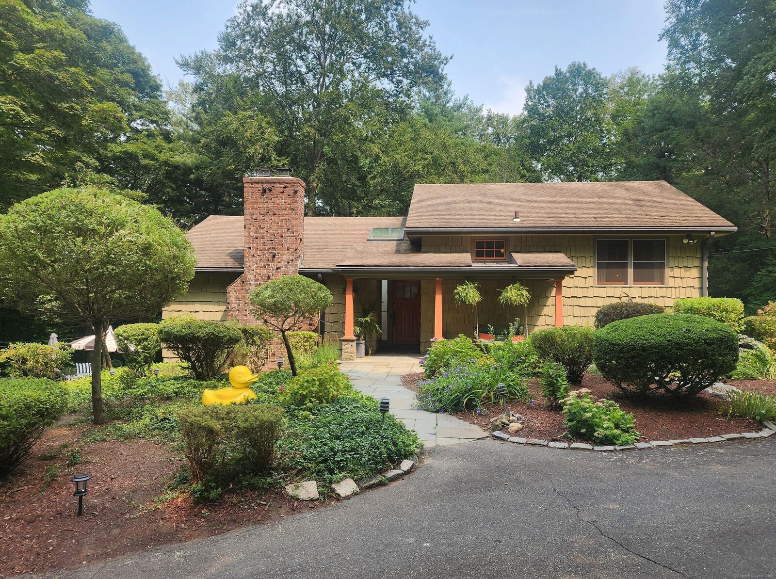 Property Photo:  109 Northrop Road  CT 06525 
