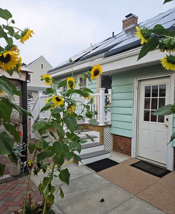 Property Photo:  30 Bradley Avenue  CT 06512 