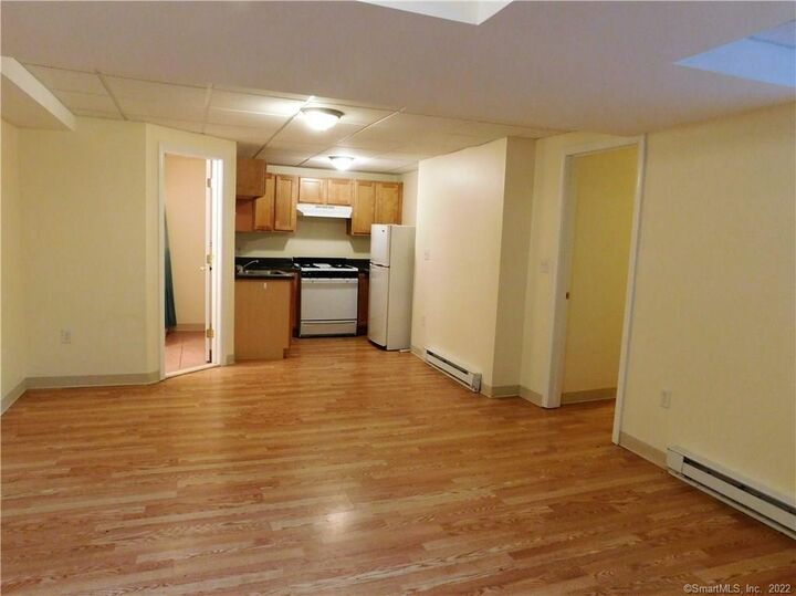 Property Photo:  512 Townsend Avenue  CT 06512 