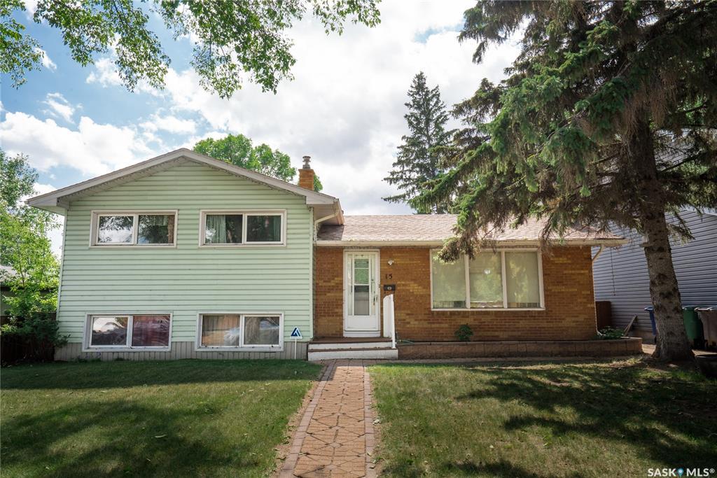 15 Richmond Street  Saskatoon SK S7K 1A7 photo