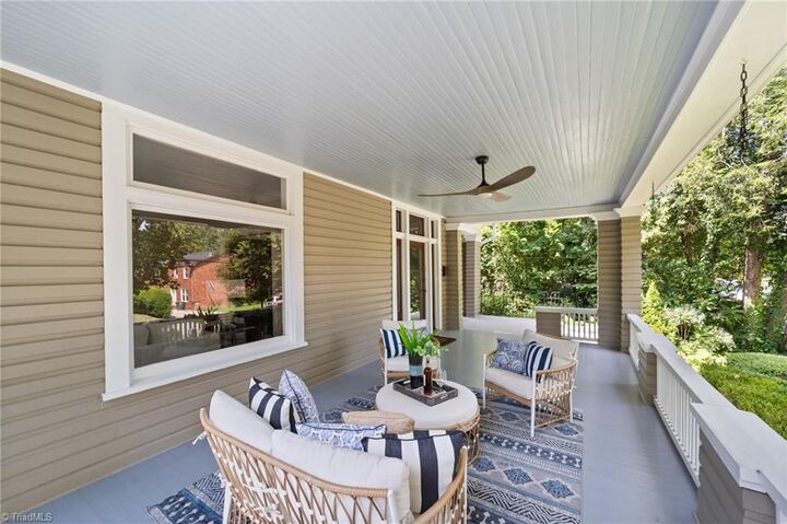 Property Photo:  124 S Mendenhall Street  NC 27403 