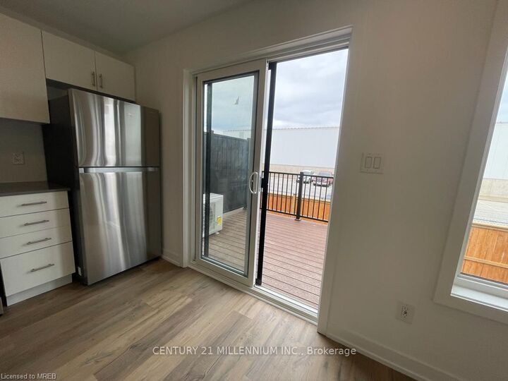 Property Photo: 4263 Fourth Avenue 424 ON L2E 4N2