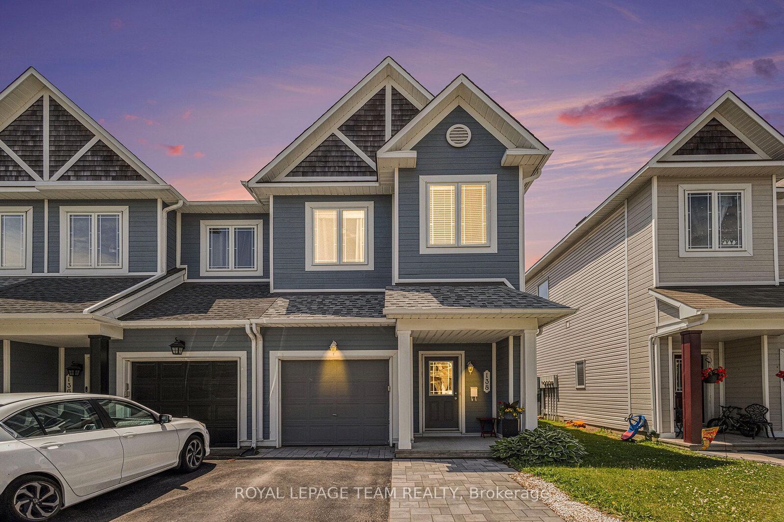 Photo de la propriété:  138 Freeport Drive  ON K2M 0A8 
