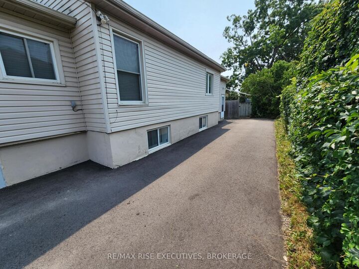 Property Photo: 158 Joseph Street ON K7K 2H7