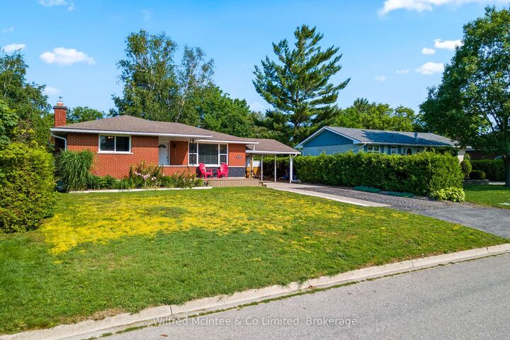 Property Photo:  432 Elgin Street  ON N2Z 2V4 