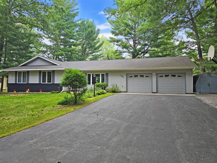 333 Bright Angel Drive  Prudenville MI 48651 photo