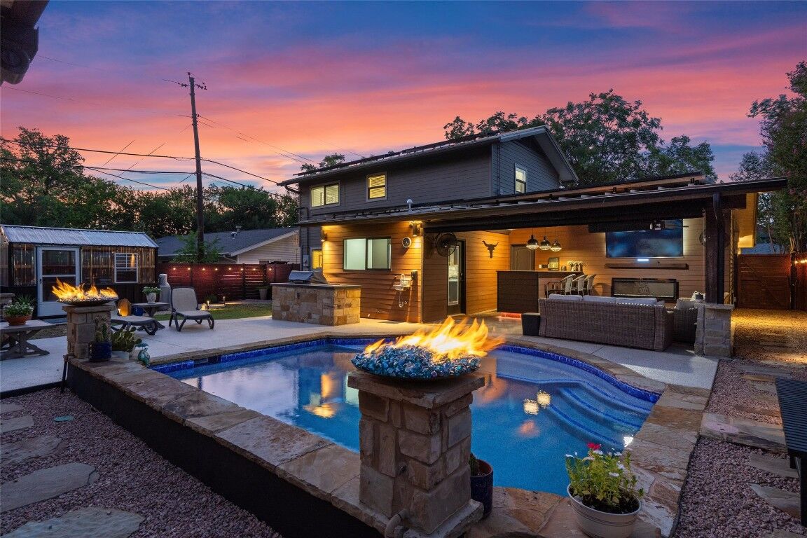 Property Photo: 1911 Ohlen Road TX 78757