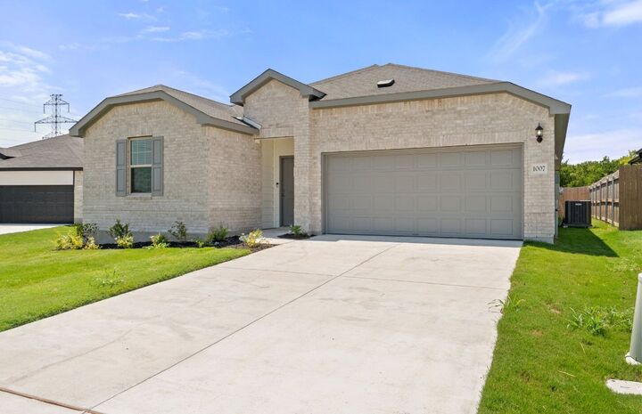 Property Photo: 1007 Kerr Court TX 76501