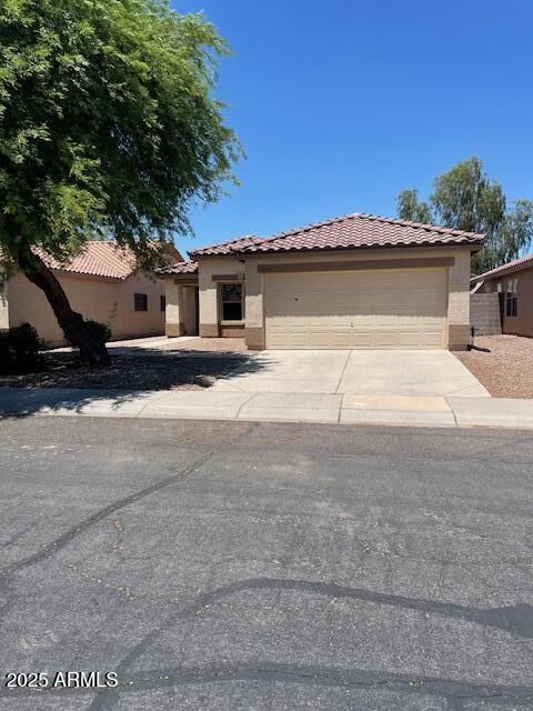 Property Photo:  556 W Jardin Loop  AZ 85122 