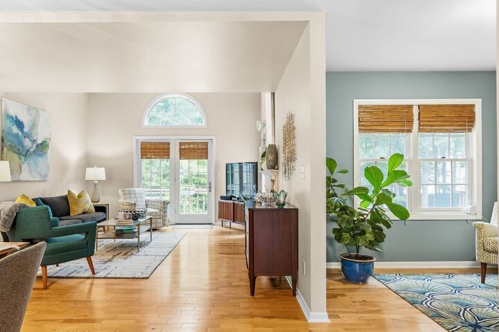 Property Photo:  11 Weslar Court  NY 13903 