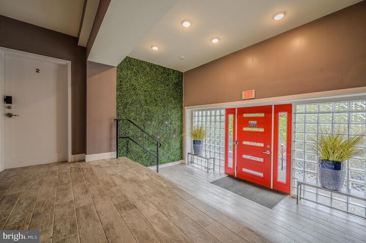 Property Photo:  1940 3rd Street NE 1  DC 20002 