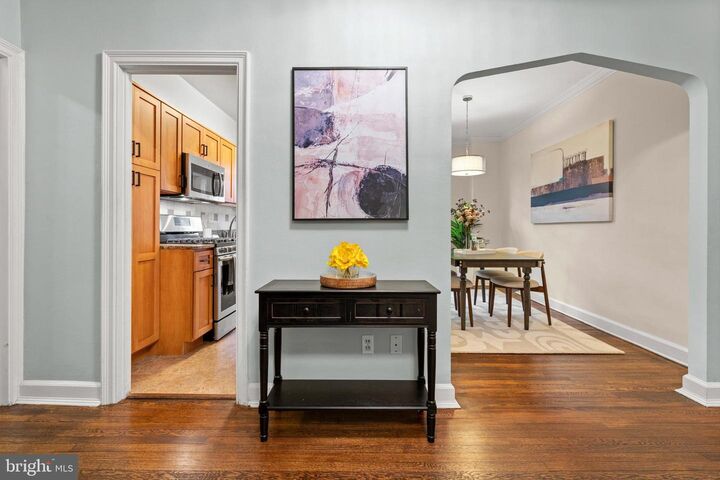 Property Photo:  3601 Connecticut Avenue NW 105  DC 20008 