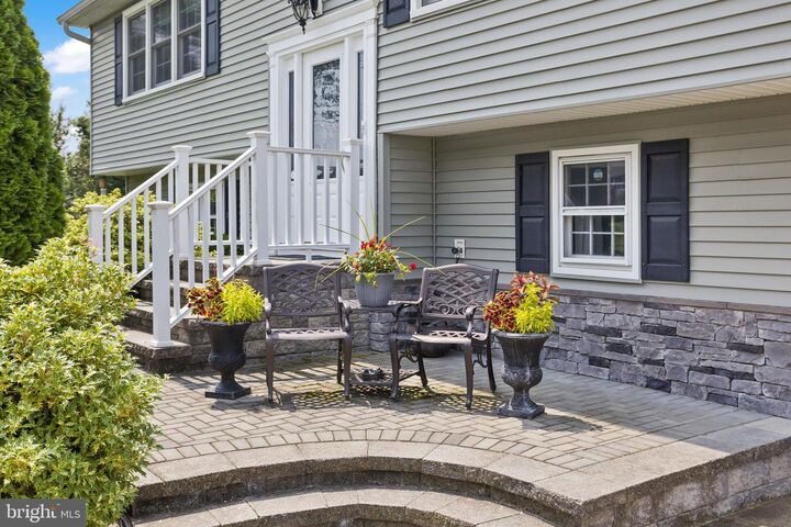 Property Photo:  112 Extonville Road  NJ 08620 