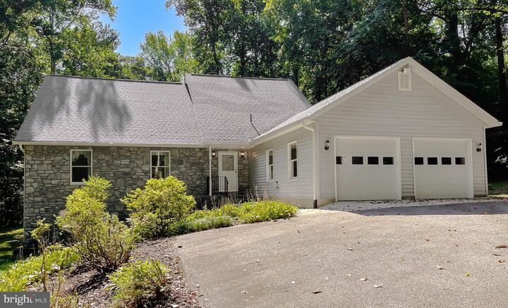 Property Photo:  3530 Tenley Place  MD 20736 