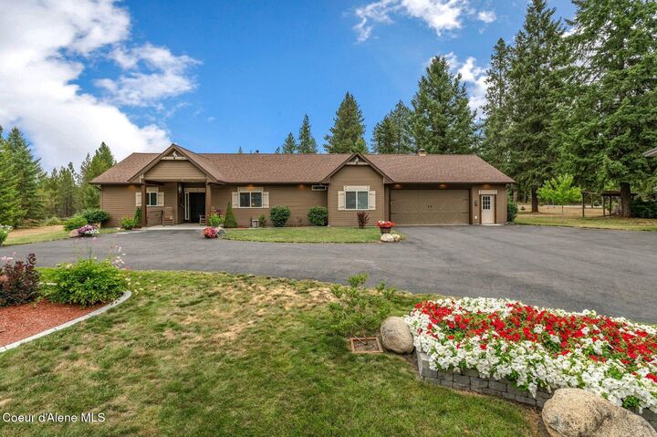 Property Photo:  975 W Ohio Match Rd  ID 83858 