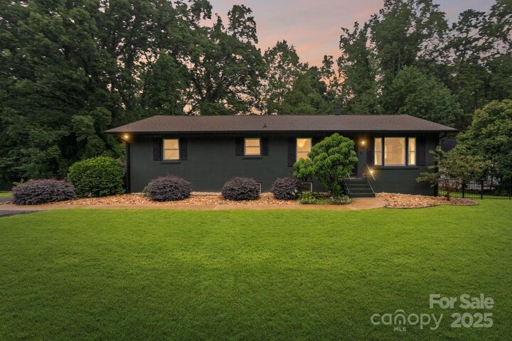 Property Photo: 119 Meadowbrook Lane NC 28036