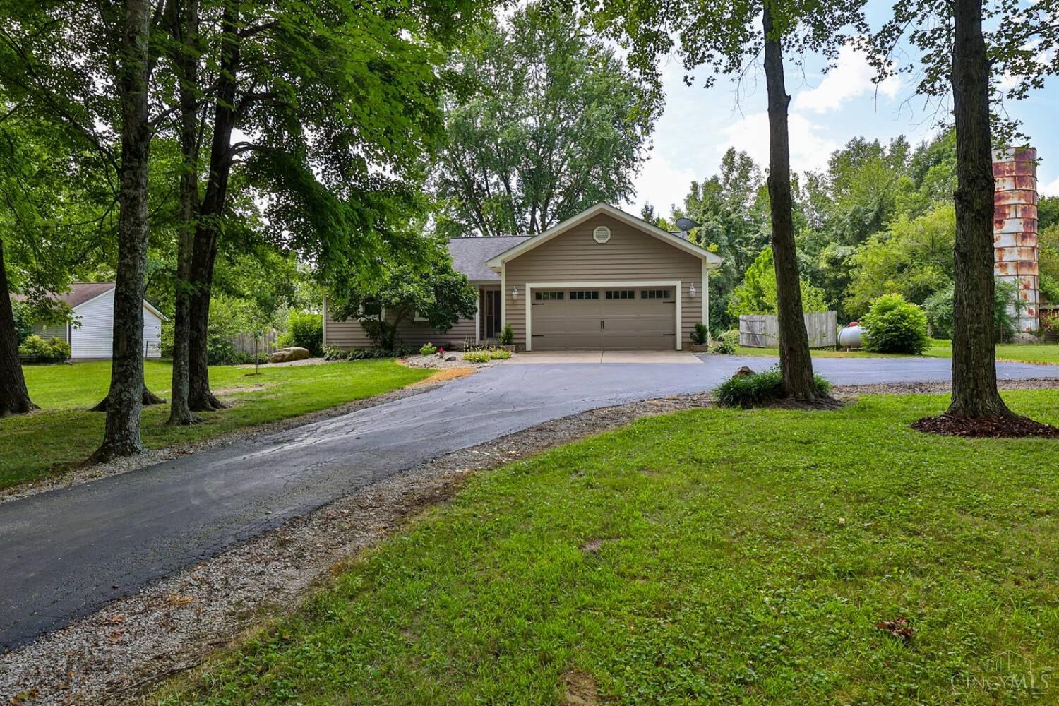 Property Photo:  3929 Wilmington Road  OH 45036 