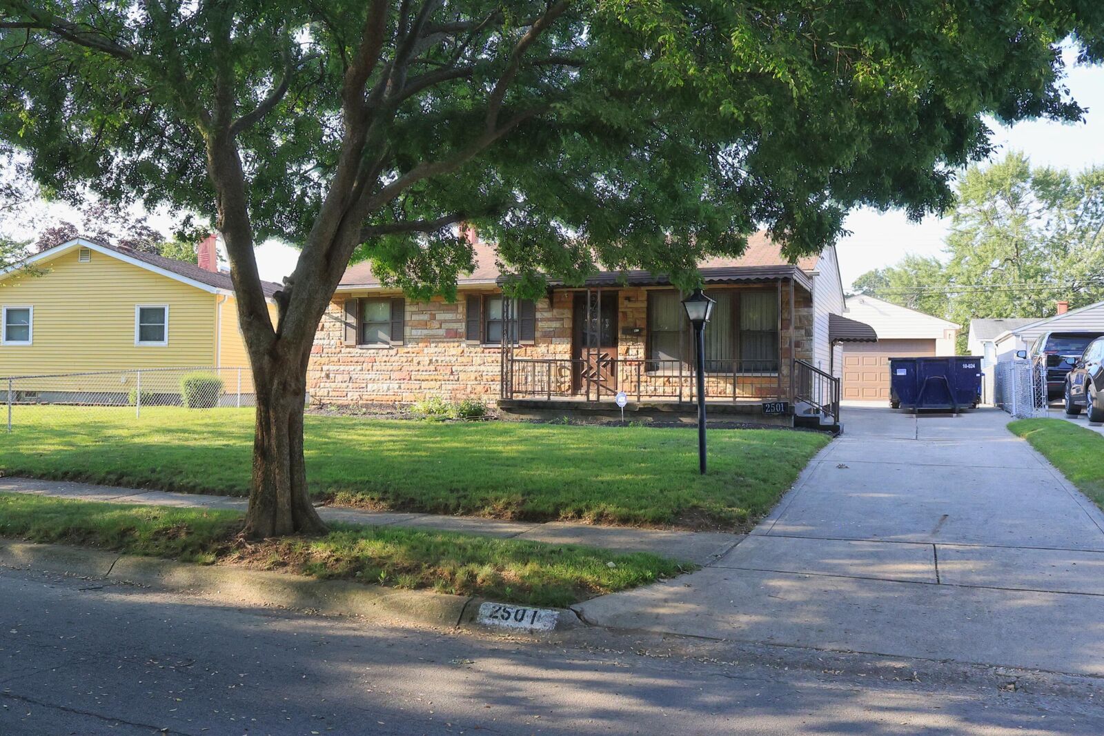 Property Photo:  2501 Kreber Avenue  OH 43204 