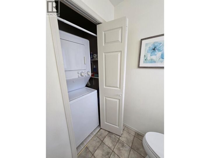 Property Photo:  2951 11 Avenue Northeast 16  BC V1E 1V8 