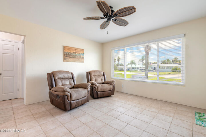 Property Photo: 31 Camellia Drive FL 32176