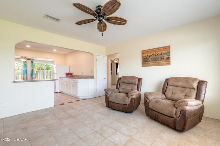 Property Photo: 31 Camellia Drive FL 32176