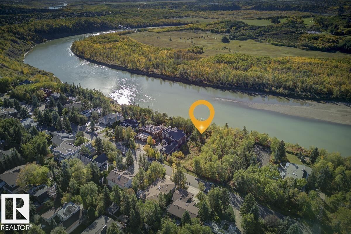Property Photo:  5108 154 Street NW  AB T6H 5P3 