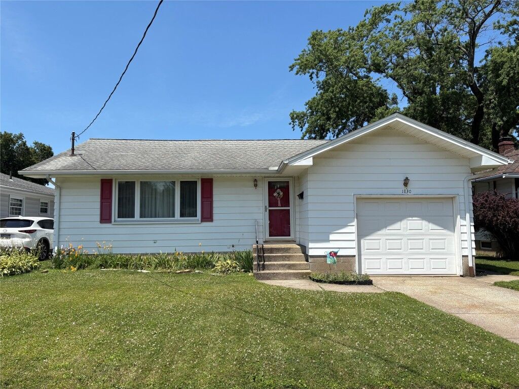 Property Photo:  1830 W 33rd Street  PA 16508 