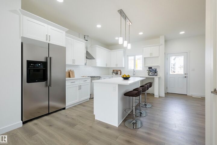 Photo de la propriété:  17720 69A Street NW  AB T5Z 0W6 