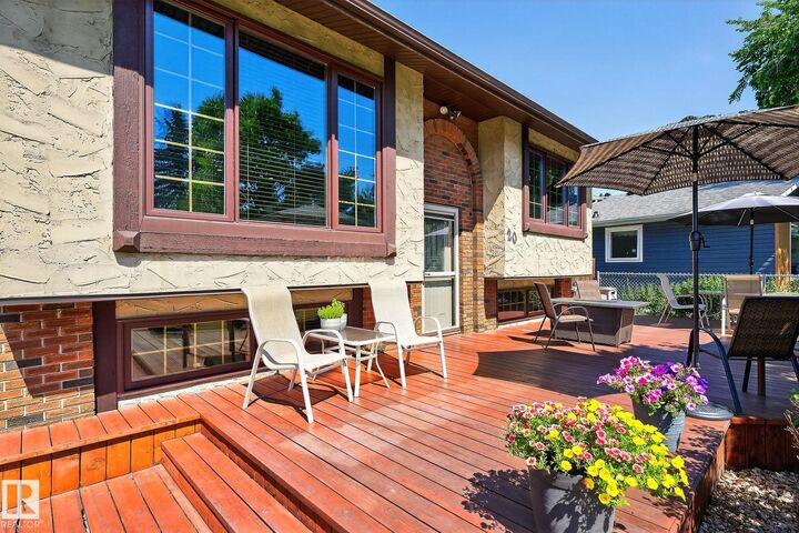 Property Photo:  20 Greystone Close  AB T7X 2A5 