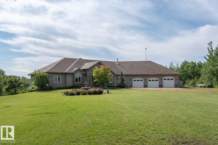 51153 Rge Road 205  Rural Strathcona County AB T8G 1E5 photo