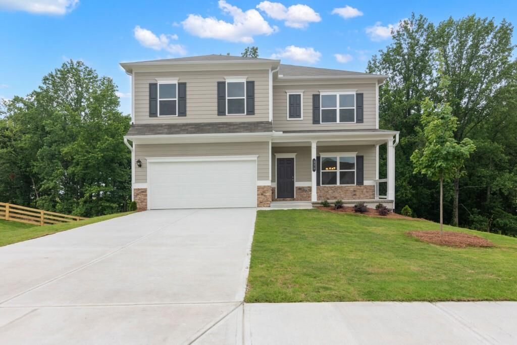 Property Photo: 329 Roxeywood Way GA 30680