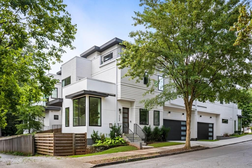 Property Photo:  520 Wabash Avenue NE  GA 30312 