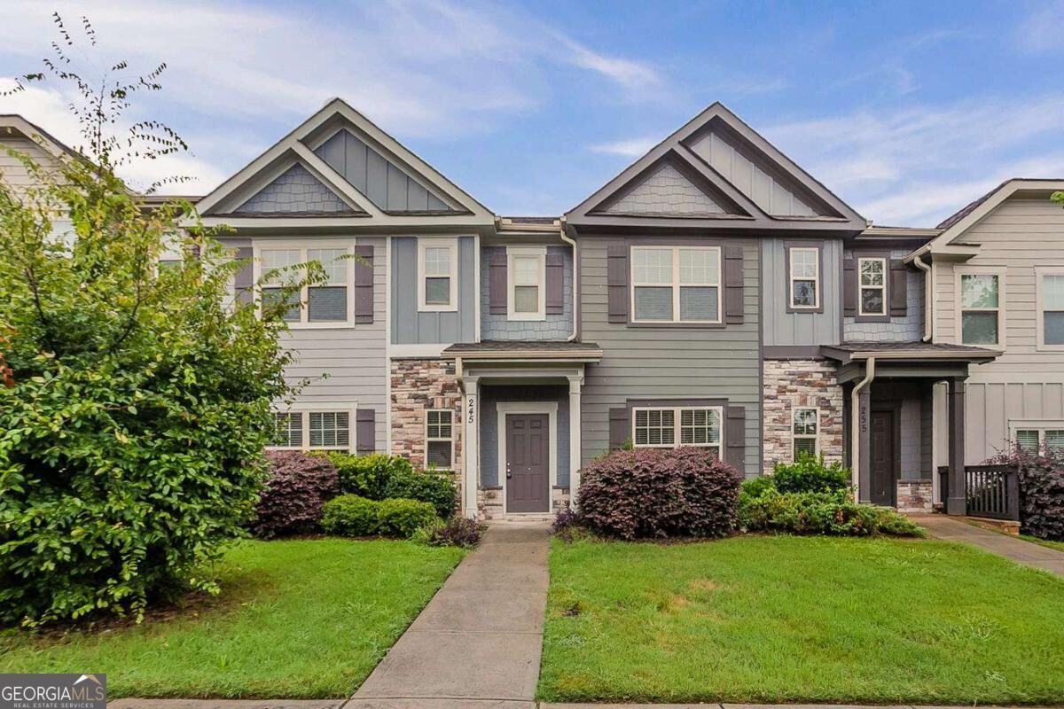 Property Photo: 245 Orchard Drive GA 30014