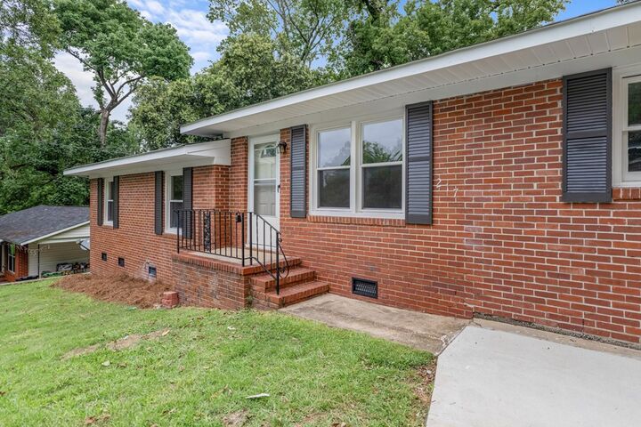 Property Photo:  217 Moss Drive  GA 31904 