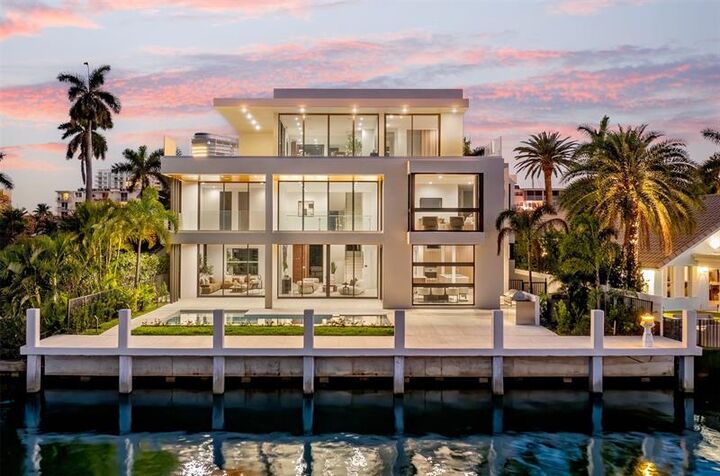 1637 SE 14th St  Fort Lauderdale FL 33316 photo