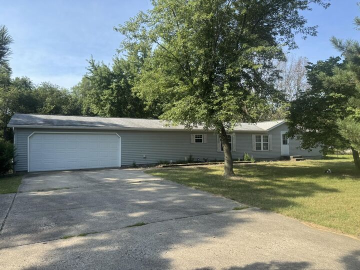 Property Photo: 11565 Sherwood Drive IN 46310