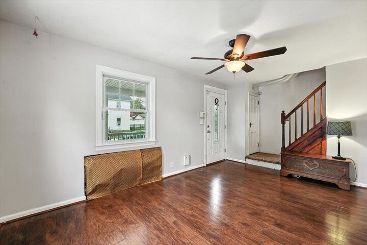 Property Photo:  40 Rosedale Ave  NJ 07407 