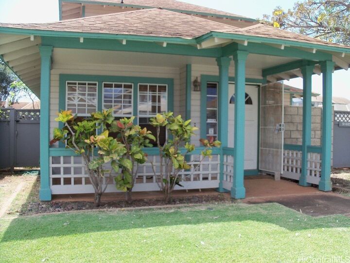 91-1085 Nihopeku Street  Kapolei HI 96707 photo