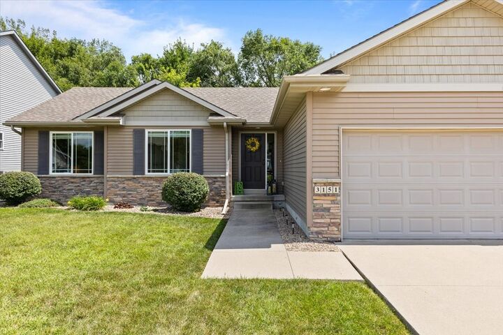Property Photo:  3151 SE Primrose Drive  IA 50021 