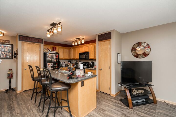 Property Photo: 4814 NE Grove Lane IA 50021