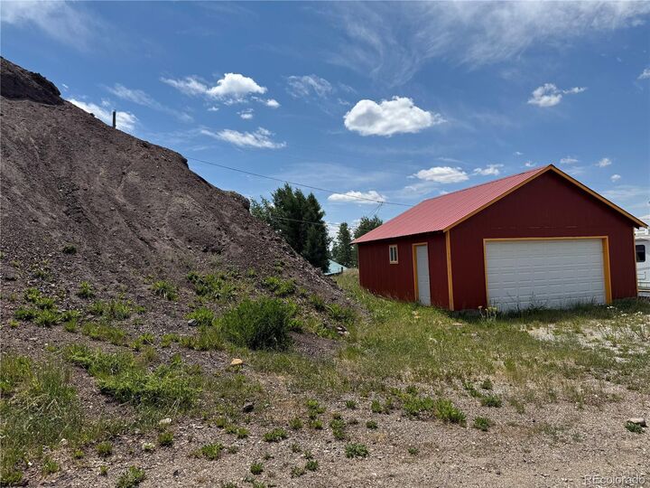 Property Photo:  518 E 7th St  CO 80461 
