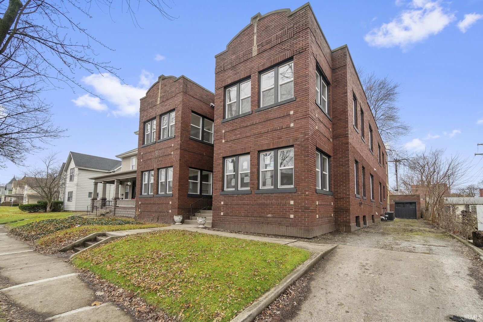 Property Photo: 1215 Lake Avenue IN 46805-4365