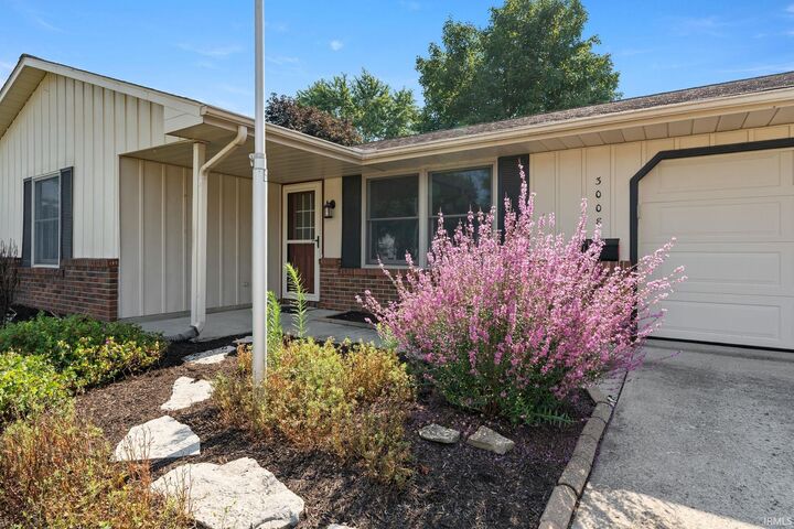 Property Photo: 3008 Hollendale Drive IN 46774