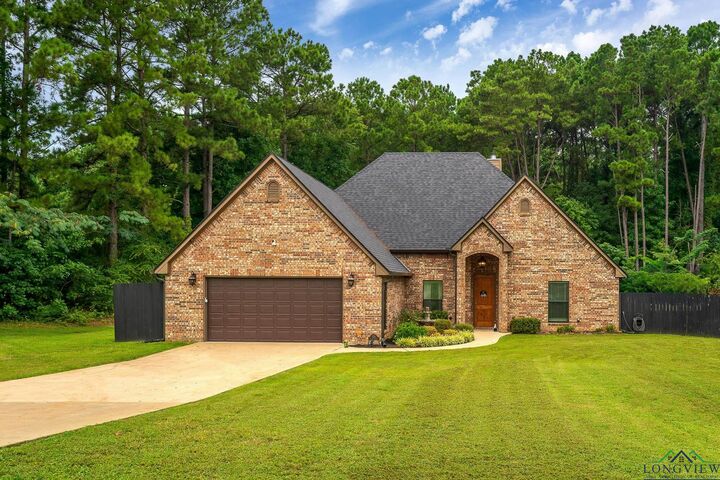 Property Photo:  325 Cedar Ridge Rd  TX 75602-3714 