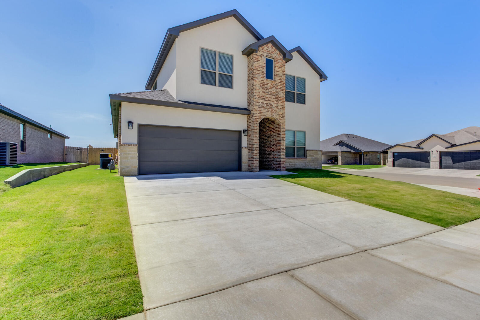 Property Photo:  601 E 13th Street  TX 79382 
